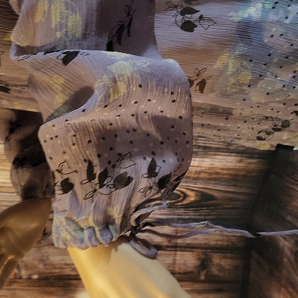 I.N.C Women's 100% Pure Silk Floral Long Sleeve Blouse Size 6 - Picture 5 of 11